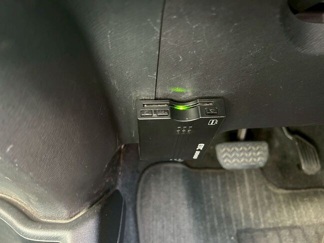 ETC車載器付き！高速道路の利用もスムーズ。【アクア】